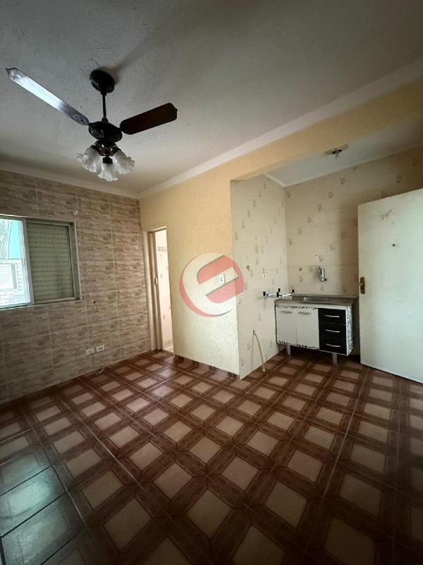 Kitnet à venda no Ocian: 