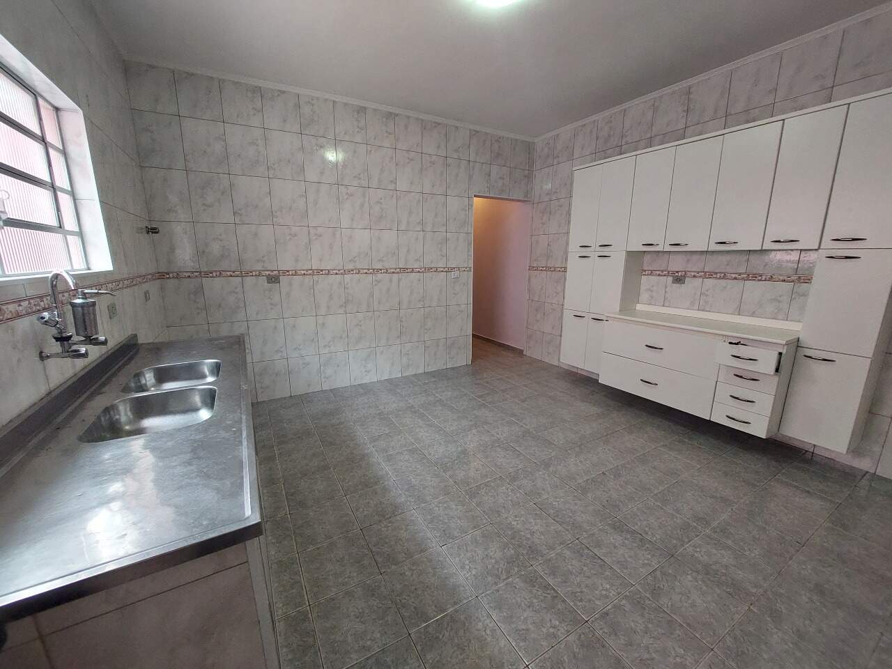 Sobrado para aluguel no Jardim Stella: 