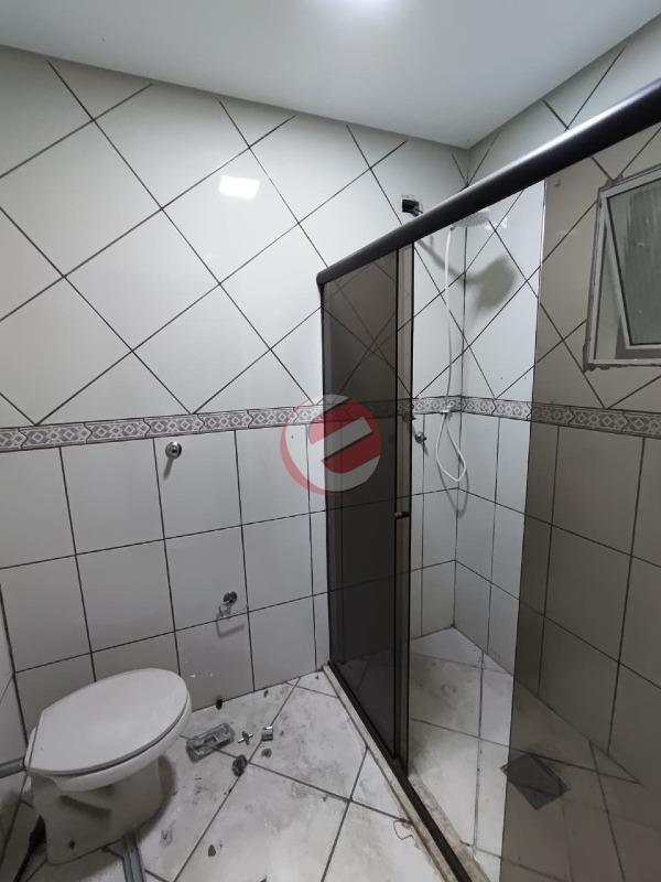 Casa à venda no Jardim Stella: 