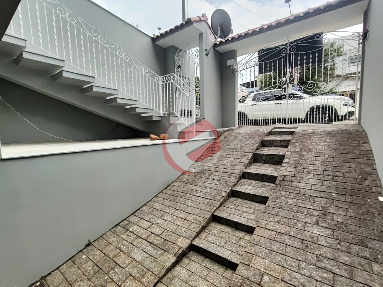 Sobrado para aluguel no Vila Scarpelli: 