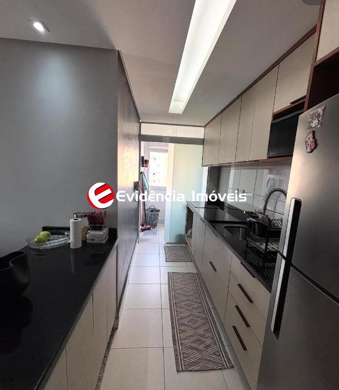 Apartamento à venda no Baeta Neves: 