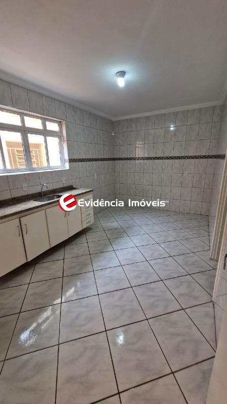 Sobrado à venda no Vila América: 