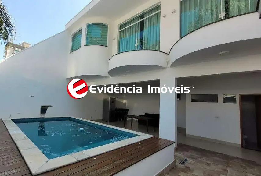 Sobrado à venda no Jardim: 