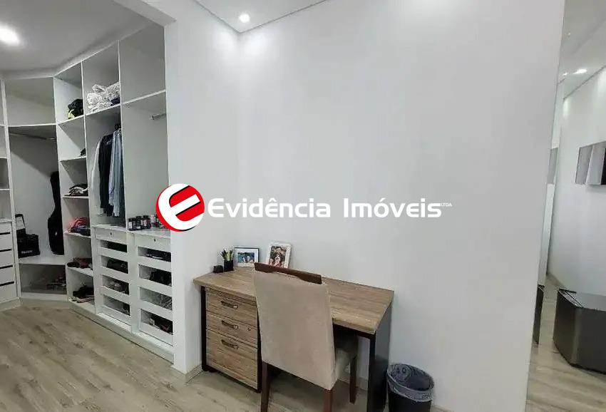 Sobrado à venda no Jardim: 