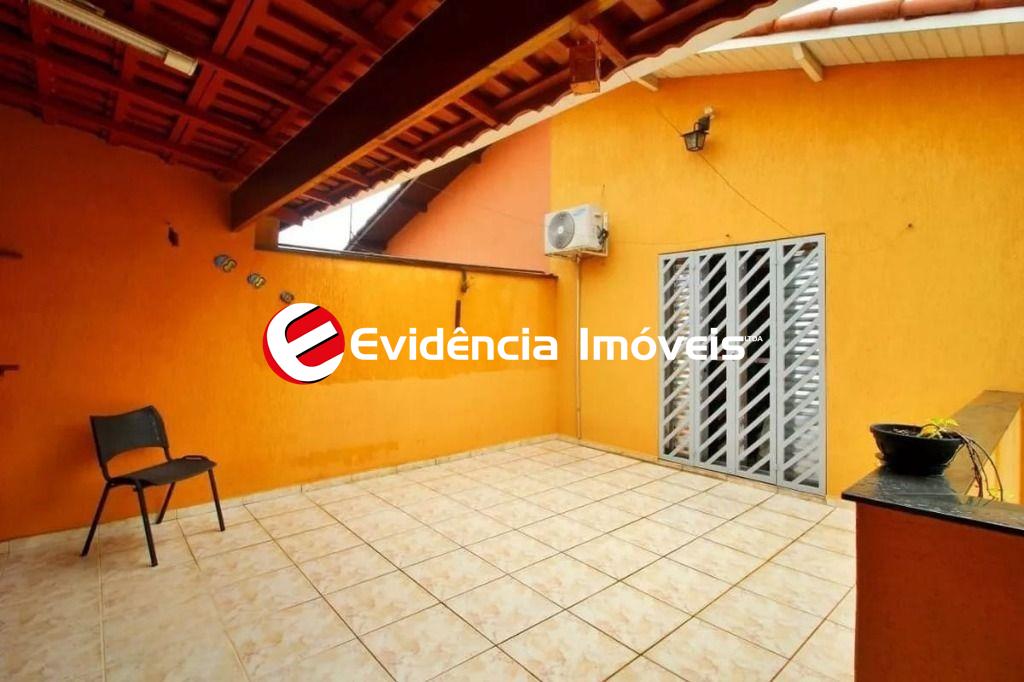 Sobrado à venda no Jardim Alvorada: 