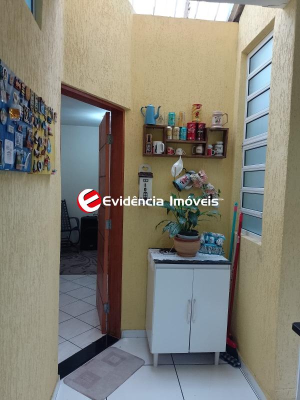 Sobrado à venda no Baeta Neves: 