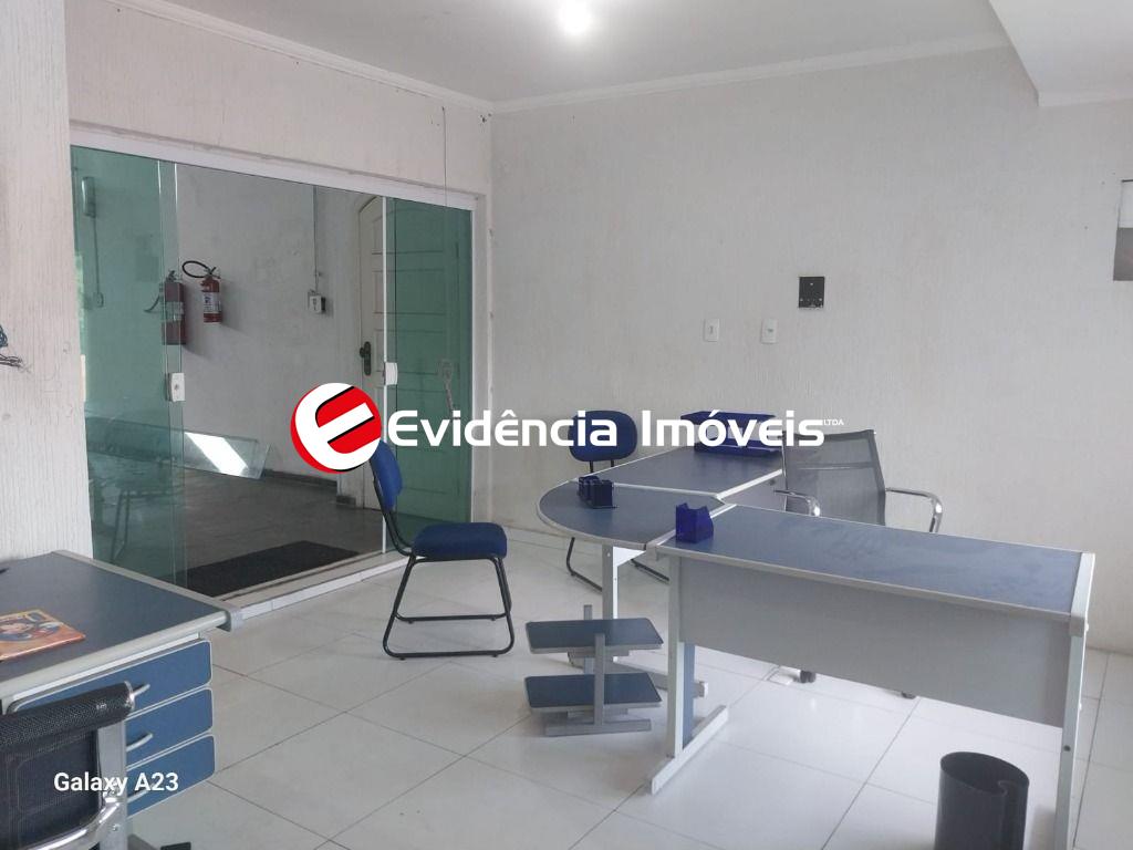 Galpão para aluguel no Vila Scarpelli: 