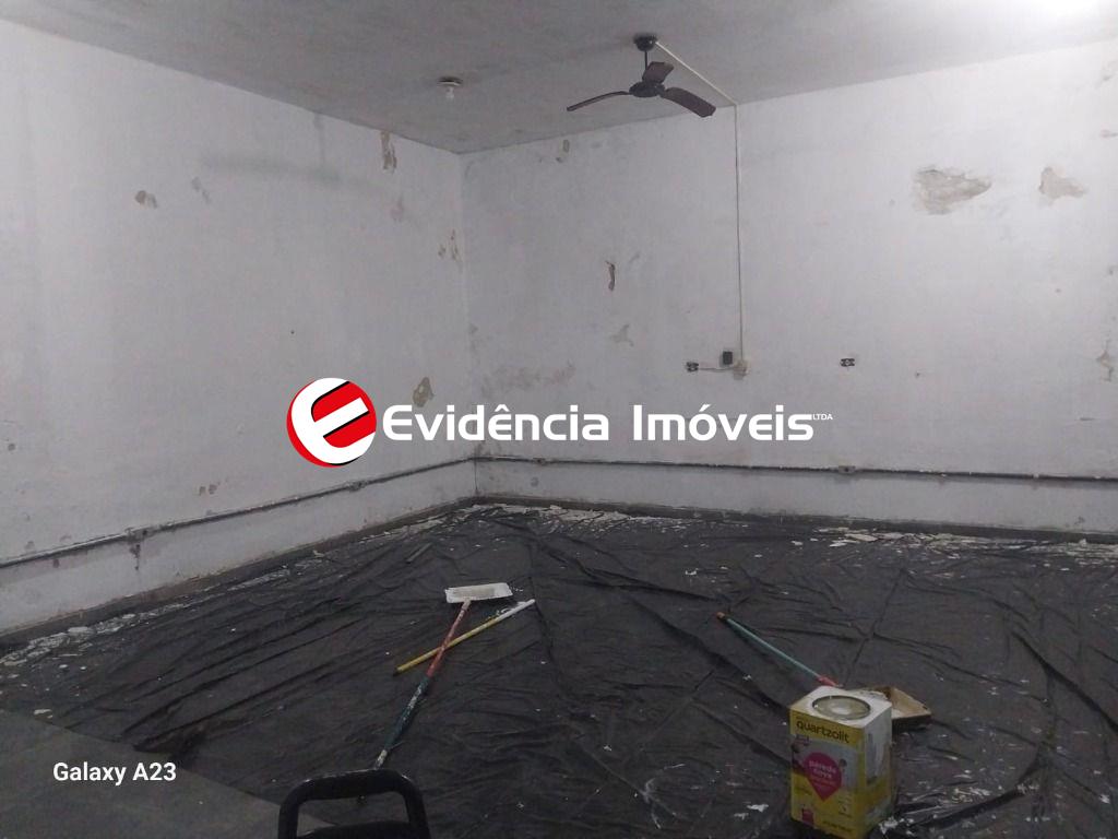 Galpão para aluguel no Vila Scarpelli: 