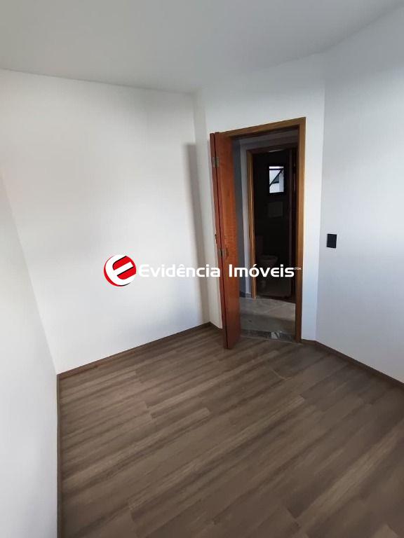 Apartamento à venda no Vila Scarpelli: 