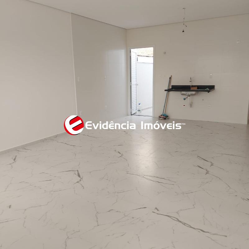 Sobrado à venda no Vila Vitória: 