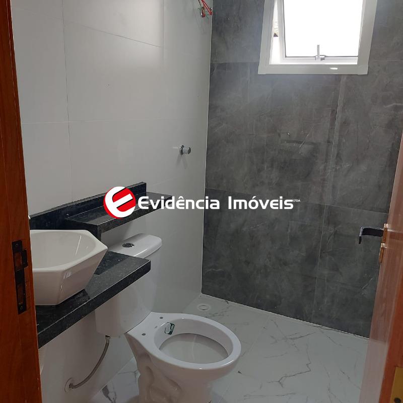 Sobrado à venda no Vila Vitória: 