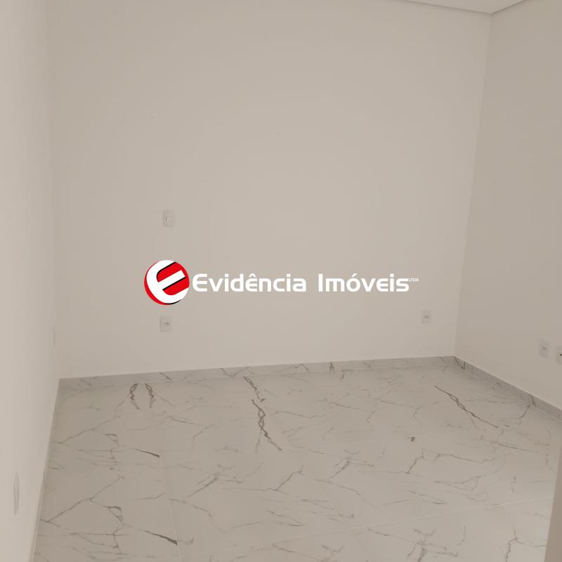 Sobrado à venda no Vila Vitória: 