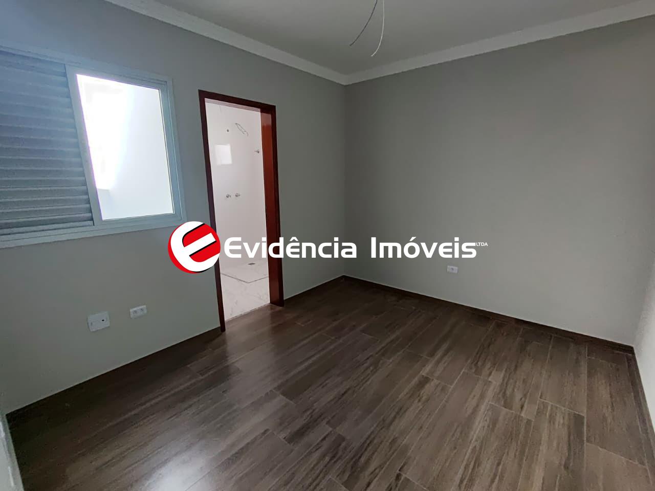 Sobrado à venda no Vila Scarpelli: 