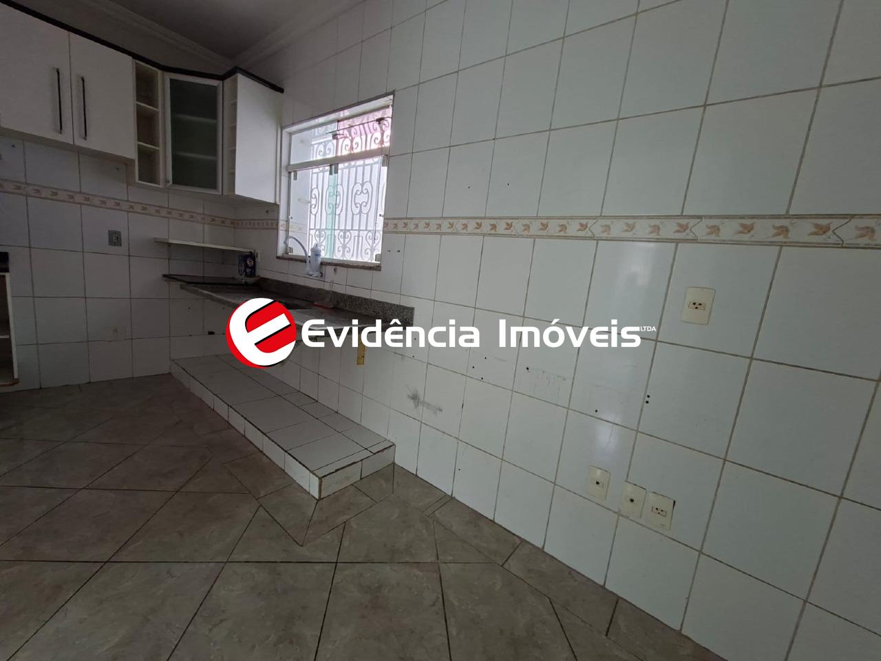 Sobrado à venda no Jardim Bela Vista: 