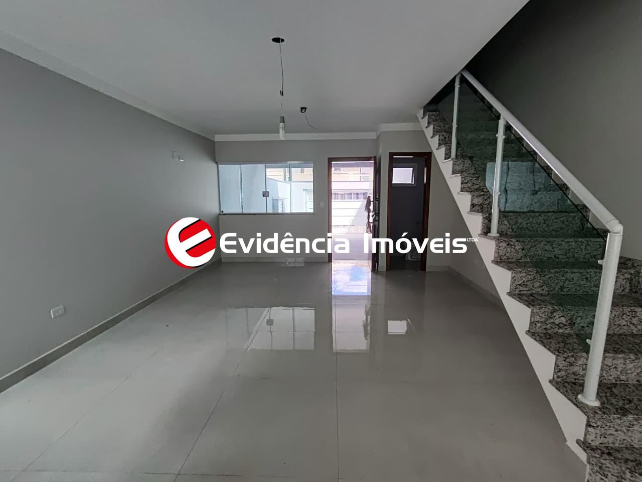 Sobrado à venda no Vila Scarpelli: 