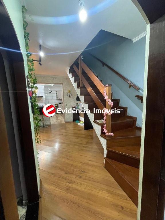 Sobrado à venda no Jardim Las Vegas: 