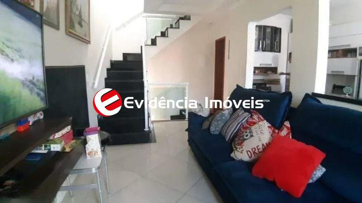 Sobrado à venda no Jardim Ocara: 