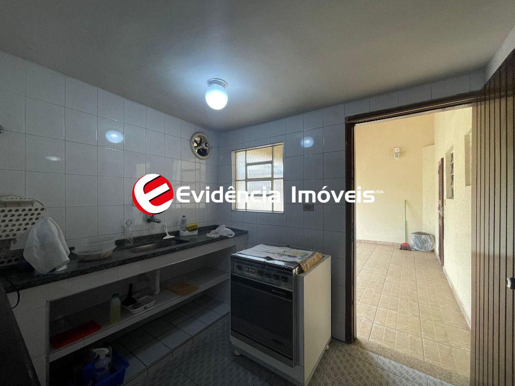 Casa à venda no Jardim Ocara: 