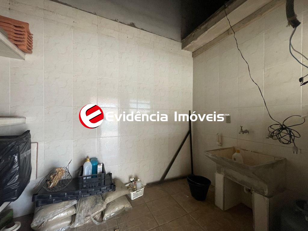 Casa à venda no Jardim Ocara: 