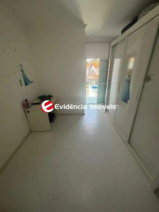 Sobrado à venda no Jardim Jamaica: 