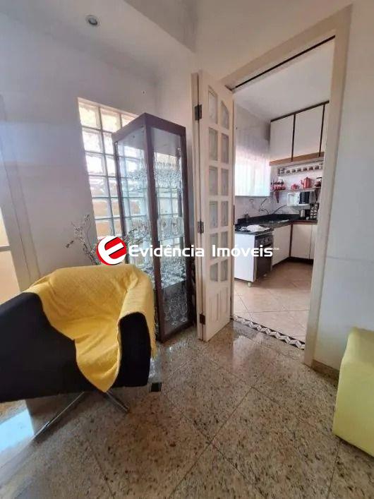 Casa à venda no Jardim Stella: 