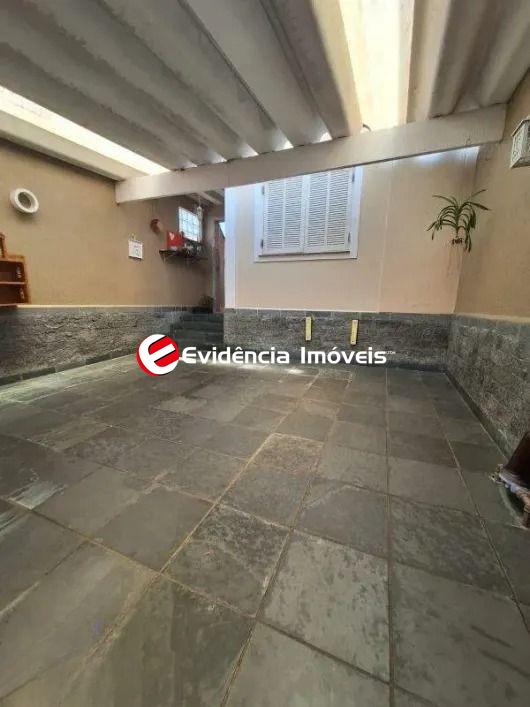 Casa à venda no Jardim Stella: 