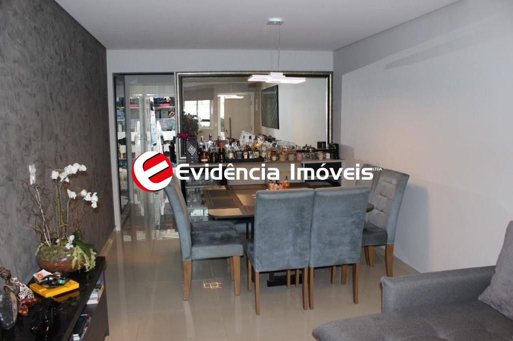 Sobrado à venda no Vila Floresta: 