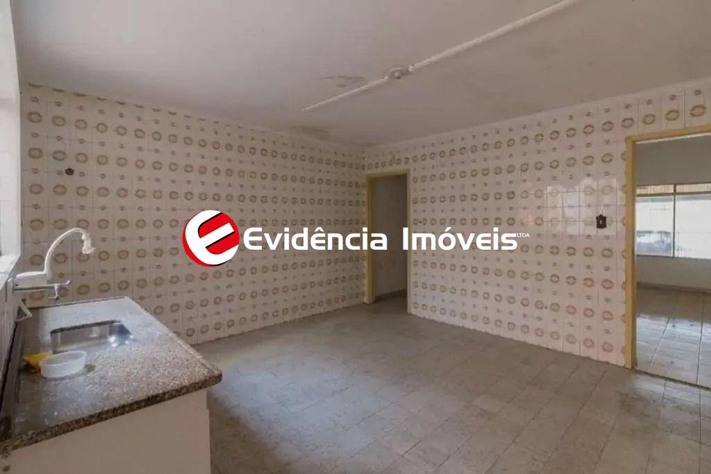 Sobrado para aluguel no Vila Scarpelli: 