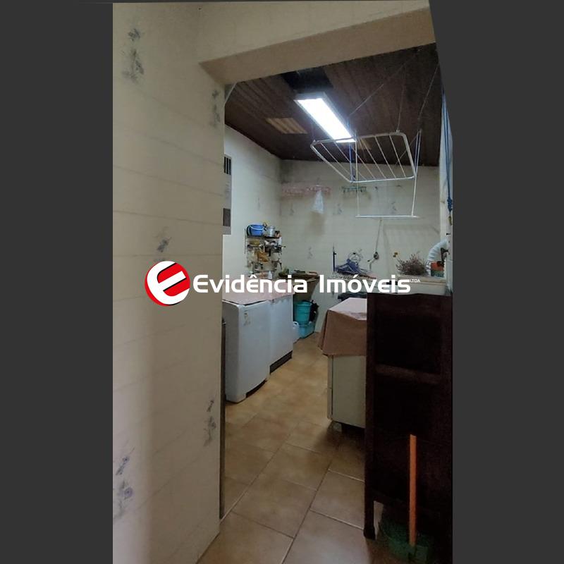 Sobrado à venda no Jardim Las Vegas: 