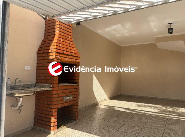 Sobrado à venda no Vila Linda: 