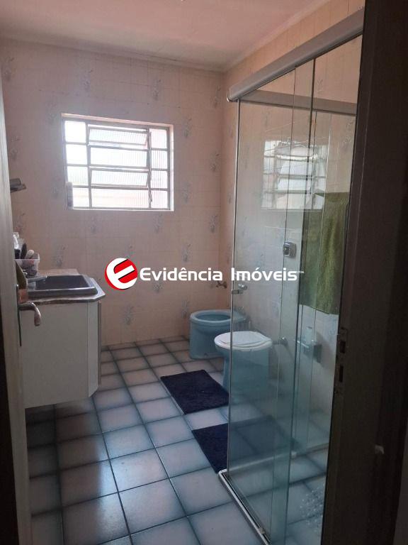 Sobrado à venda no Campestre: 