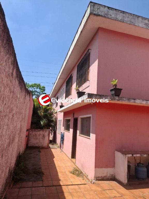 Sobrado à venda no Campestre: 