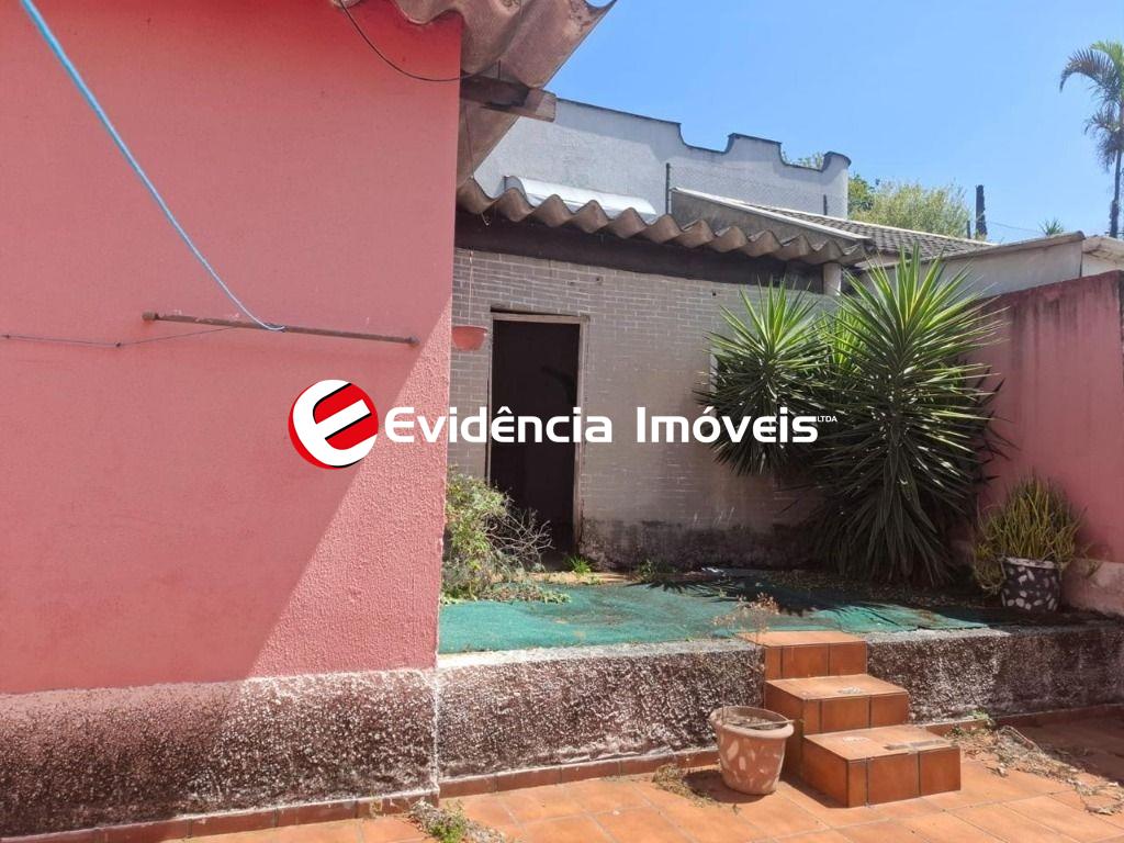 Sobrado à venda no Campestre: 