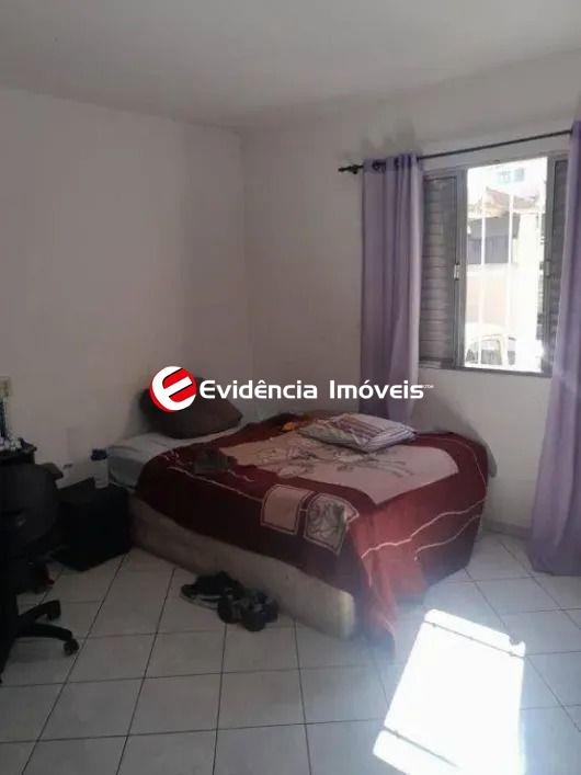 Casa à venda no Vila Metalúrgica: 