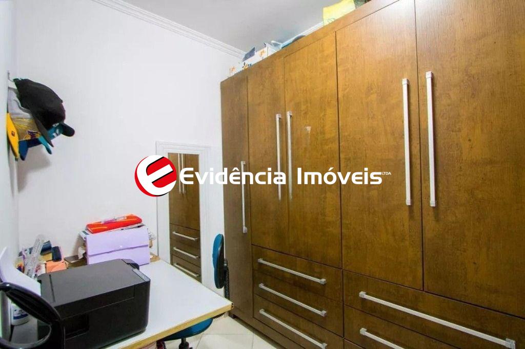 Sobrado à venda no Vila Linda: 