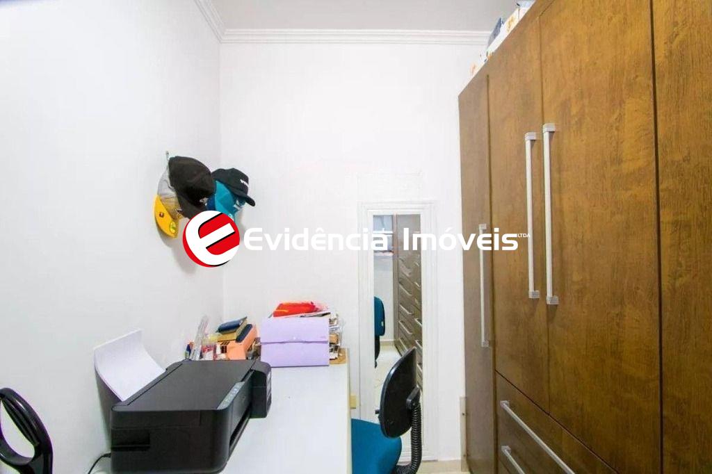 Sobrado à venda no Vila Linda: 