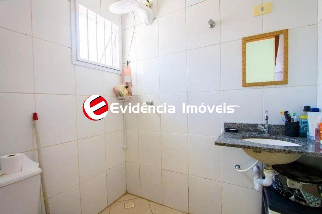 Sobrado à venda no Vila Linda: 