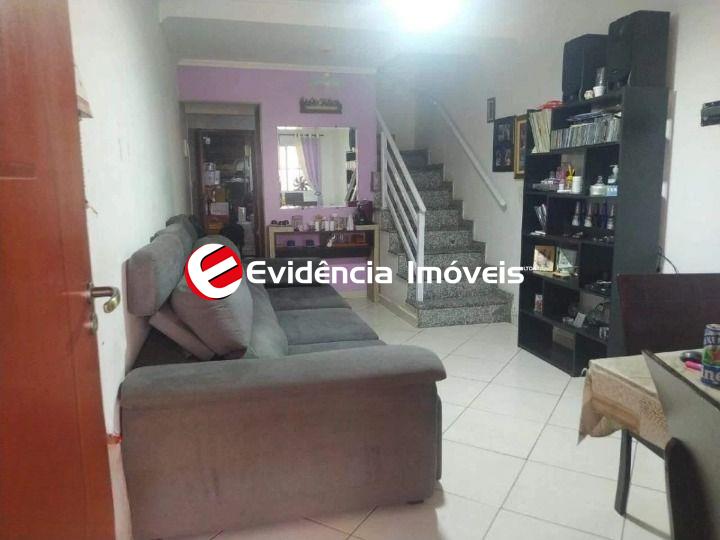 Sobrado à venda no Vila Linda: 