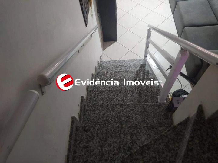 Sobrado à venda no Vila Linda: 