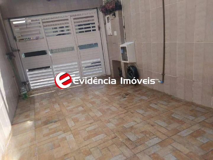 Sobrado à venda no Vila Linda: 