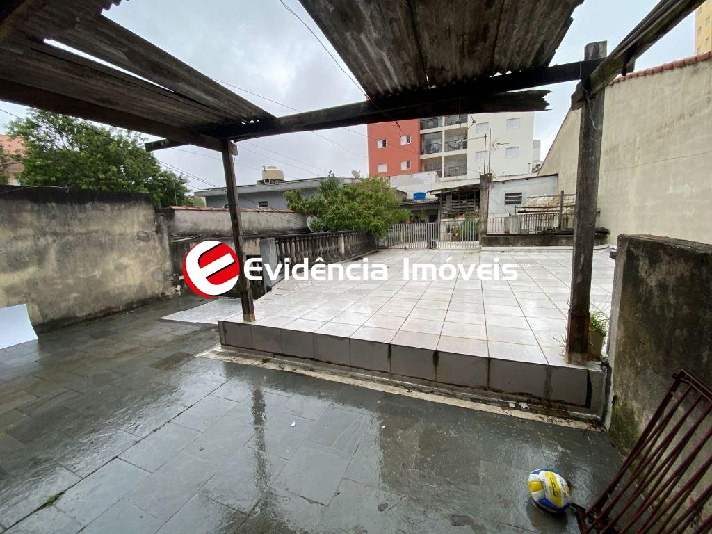 Terreno à venda no Jardim Jamaica: 