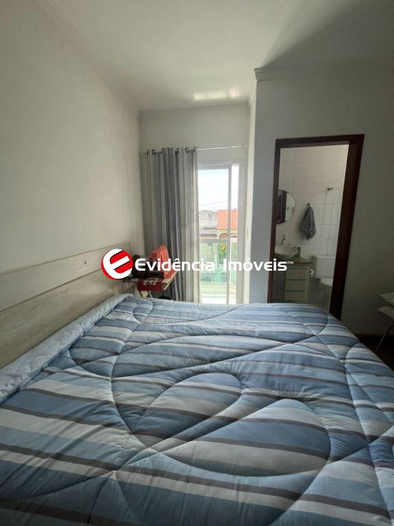 Cobertura à venda no Jardim Stella: 