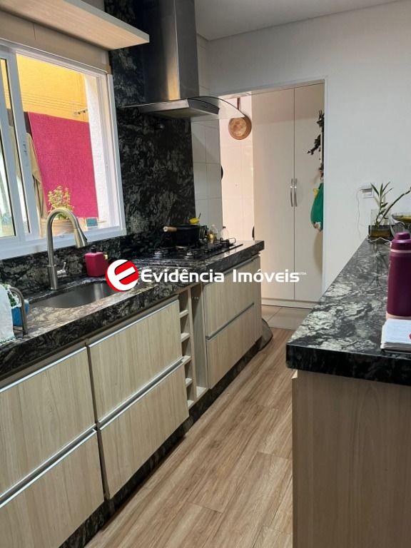 Apartamento à venda no Jardim Stella: 