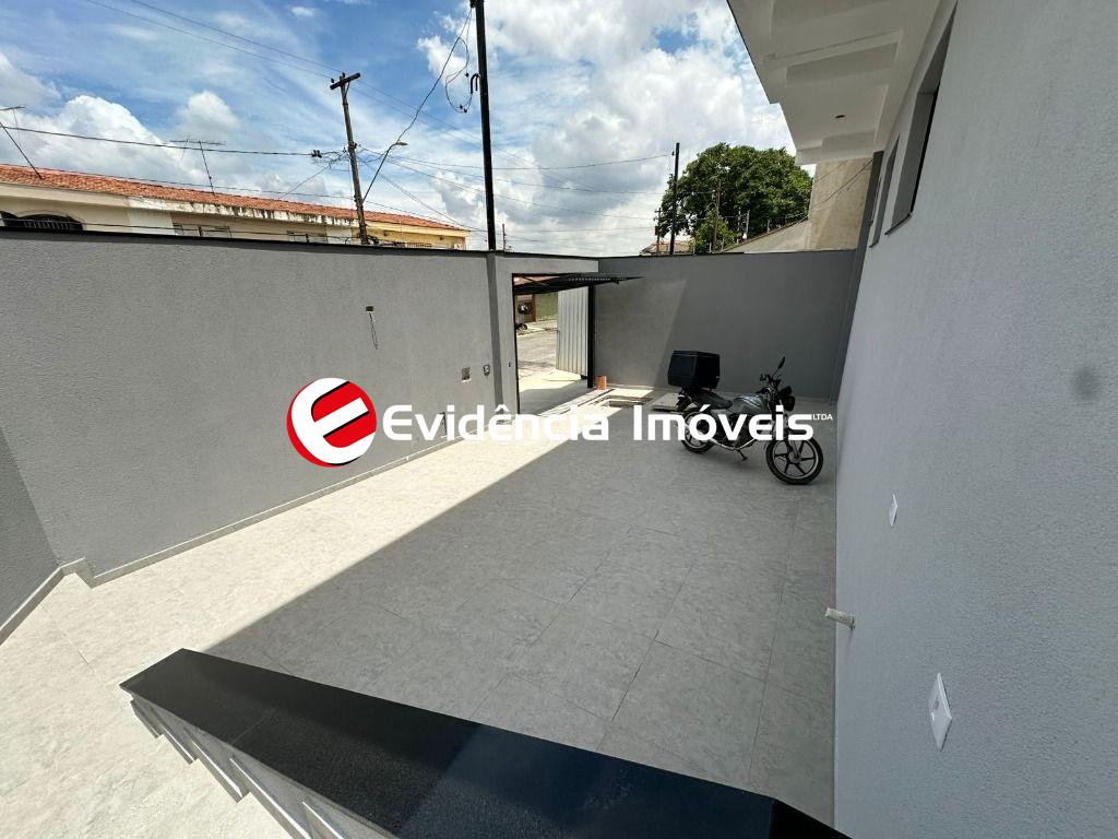 Sobrado à venda no Vila Scarpelli: 