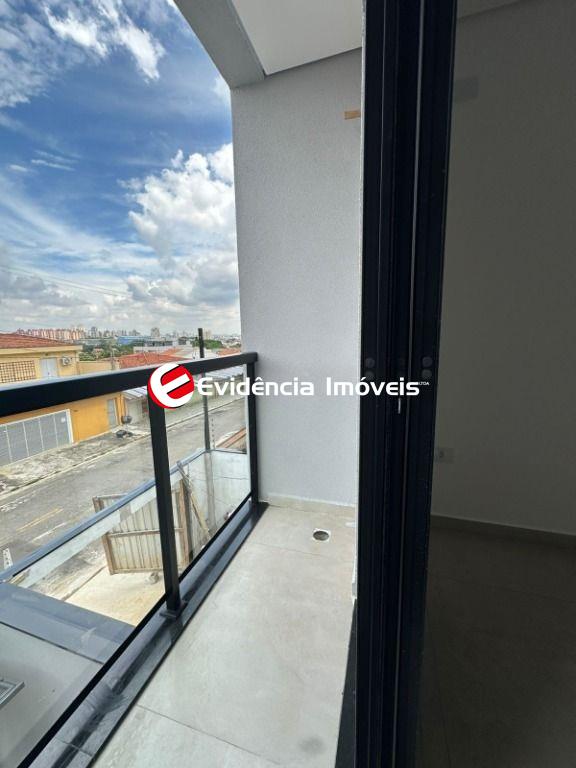 Sobrado à venda no Vila Scarpelli: 