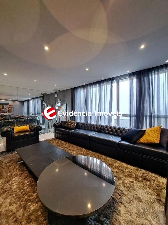 Cobertura à venda no Centro: 