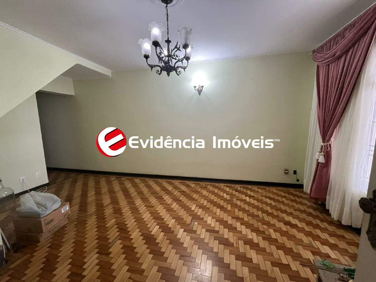 Sobrado para aluguel no Pinheirinho: 