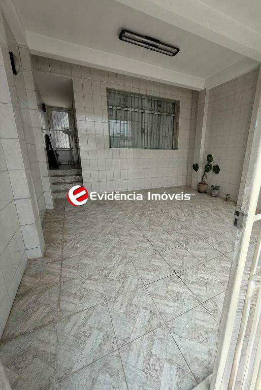 Sobrado para aluguel no Pinheirinho: 