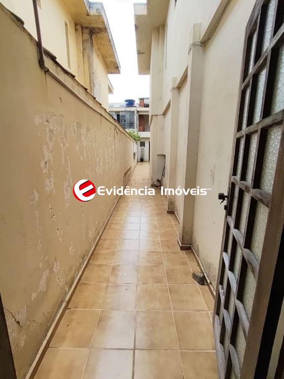 Sobrado à venda no Jardim Bom Pastor: 