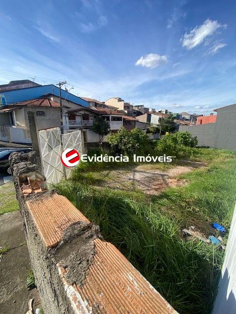 Terreno à venda no Jardim Las Vegas: 